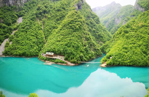 Tirane-Koman Lake-Tirane  1-7 persons