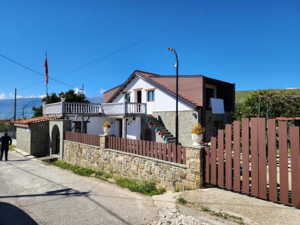 Villa Shuaipaj Guest House