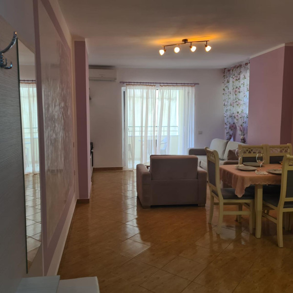 Klesta Apartament