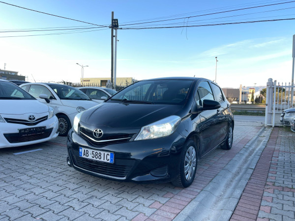 Toyota Yaris 2014
