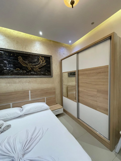 Luxurious and cozy apartment