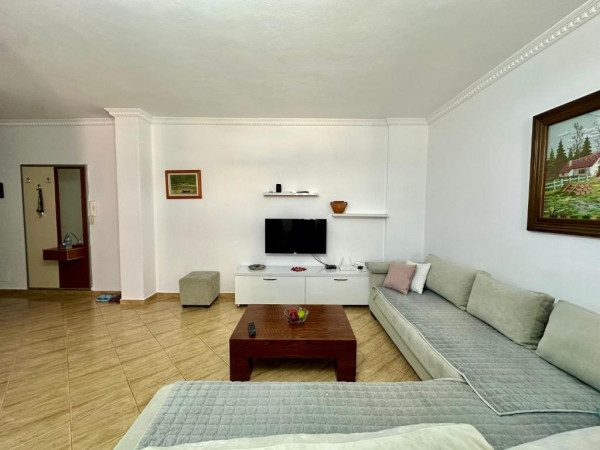 Comfortable apartment next to the beach