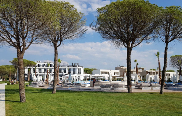 #126 Albania Vacation Rental Apatment In Gjiri I Lalzit